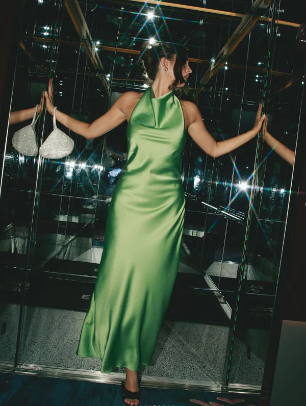 Robe de bal longue verte dos nu sexy Y8230