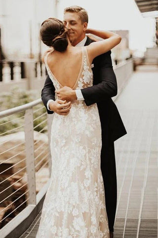 Vestido de novia bohemio de sirena con escote en V profundo de encaje WD748