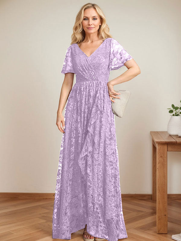 Robe de mère de la mariée asymétrique en dentelle, coupe trapèze, col en V et volants cascade 