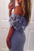 Vestido de noche de sirena lavanda con encaje, hombros descubiertos y abertura, estilo sirena.