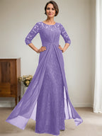 Robe de mariée en mousseline de soie dentelle, coupe trapèze, décolleté illusion, longueur au sol, ornée de perles et de volants 