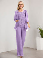 Vestido de novia de gasa con encaje y lentejuelas, estilo mono/pantalón, largo hasta el suelo, con escote redondo.