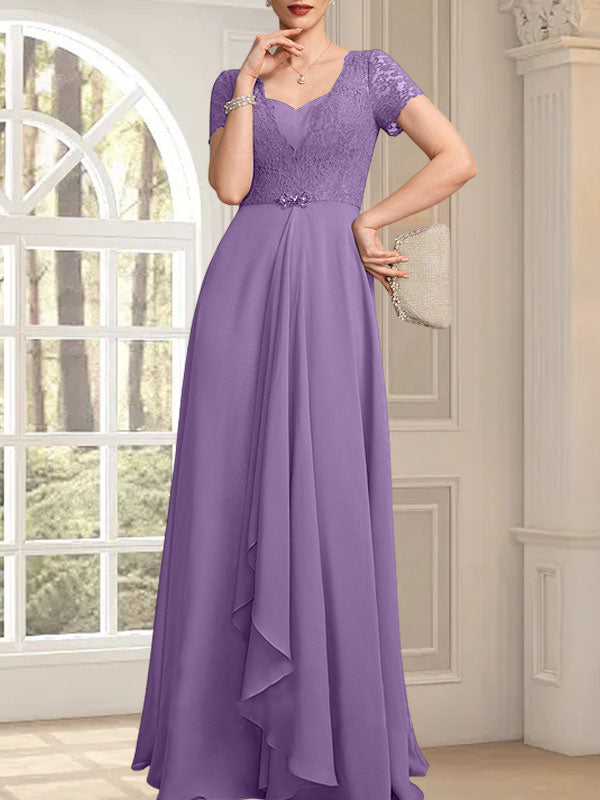 Vestido de corte A, escote corazón, largo hasta el suelo, de gasa, encaje, con cuentas y volantes en cascada para la madre de la novia.