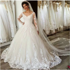 Robe de mariée grande taille à manches longues, robe de mariée à col en V avec applications de dentelle et lacets
