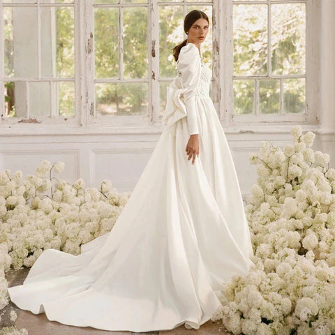 Robes de mariée en satin à manches longues pour femmes avec nœud, robe de mariée bustier cœur, robe longue sur mesure 2023