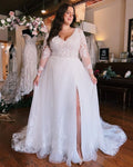 Robe de mariée grande taille en mousseline à manches longues et col en V