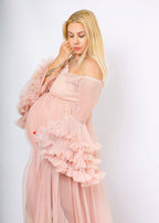 Vestido de maternidad de tul largo con cola