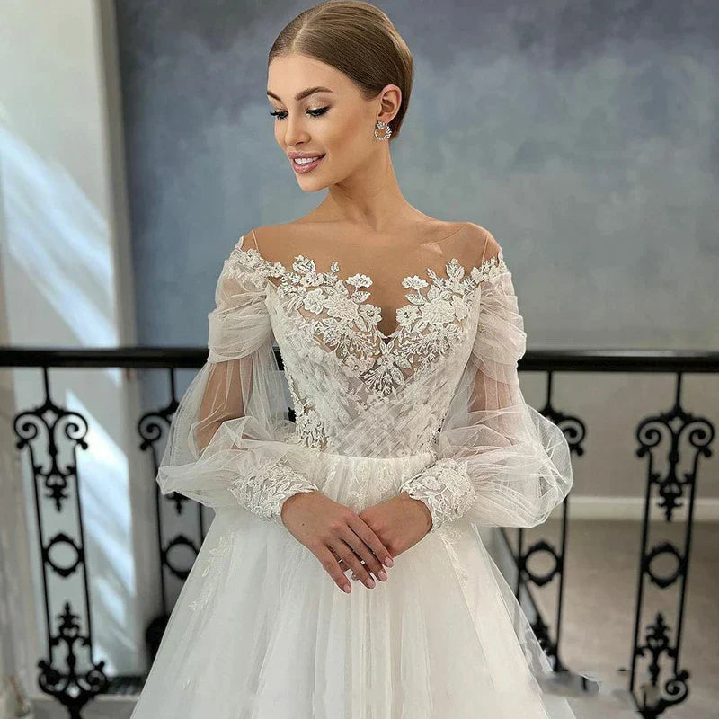 Robe de mariée blanche luxueuse en tulle avec application de dentelle, col rond, coupe trapèze, longueur au sol, pour femme 