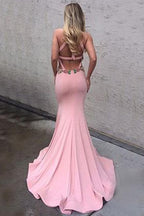 Robes de bal longues en tulle dos nu pas chères, dos nu et décolleté licou 