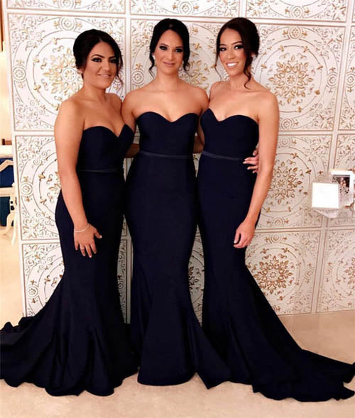 Robes de demoiselle d'honneur longues sirène noires simples et bon marché en ligne 