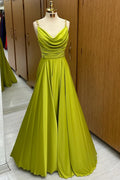 Robe de bal longue trapèze vert olive à col bénitier et bretelles chaîne
