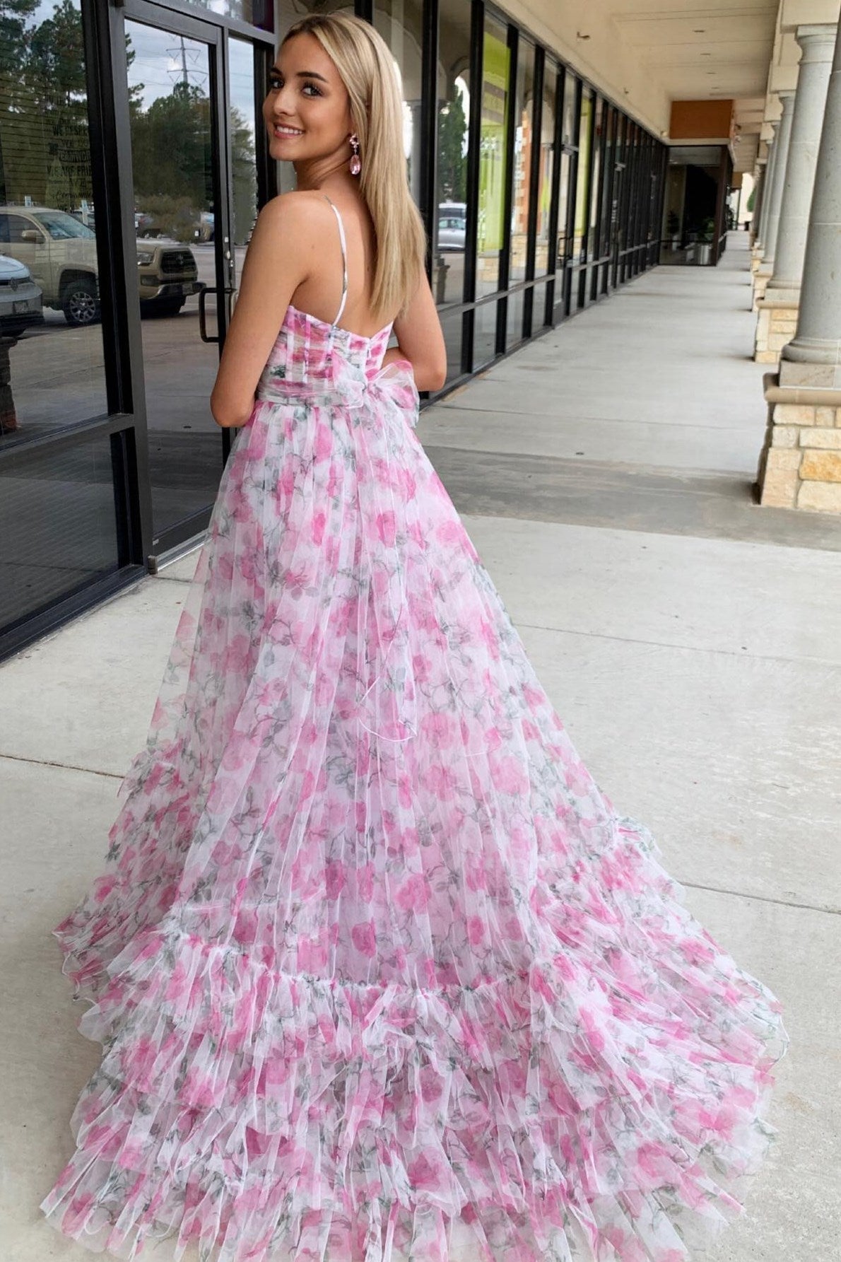 Robe de bal longue imprimée dos nu à découpe en forme de goutte d'eau, coupe trapèze