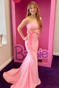 Robe de bal longue trompette à une épaule découpée