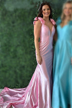 Vestido largo de sirena con escote en V y espalda descubierta
