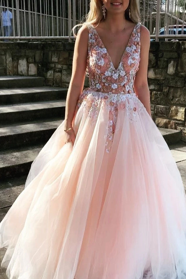 Charming Pearl Pink Tulle A-line V-neck Party Dresses Graduation Gown