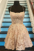 Vestidos de fiesta de bienvenida con tul, corte en A, apliques de encaje y tirantes finos
