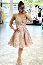 Vestido corto de fiesta de encaje corte A con espalda cruzada
