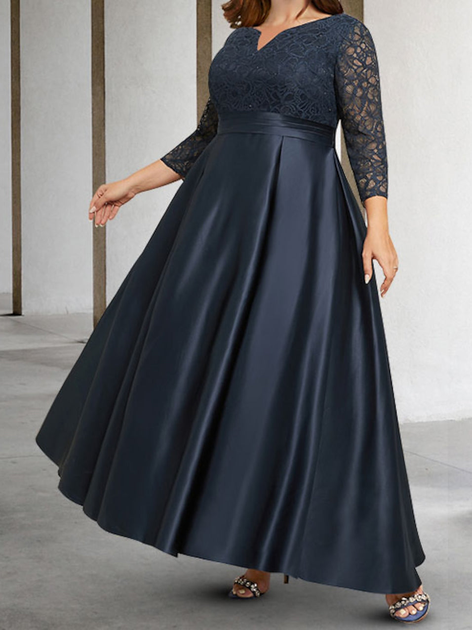 Vestidos de corte princesa/línea A para la madre de la novia, manga larga y apliques. 
