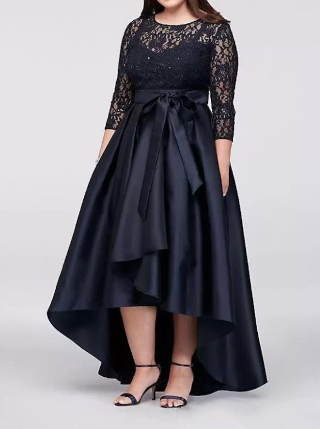 Vestidos de corte princesa/línea A para la madre de la novia con apliques y cinturón 