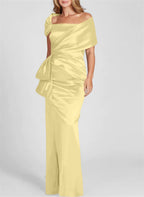 Vestidos de corte recto/columna con hombros descubiertos y largo hasta el suelo para la madre de la novia 