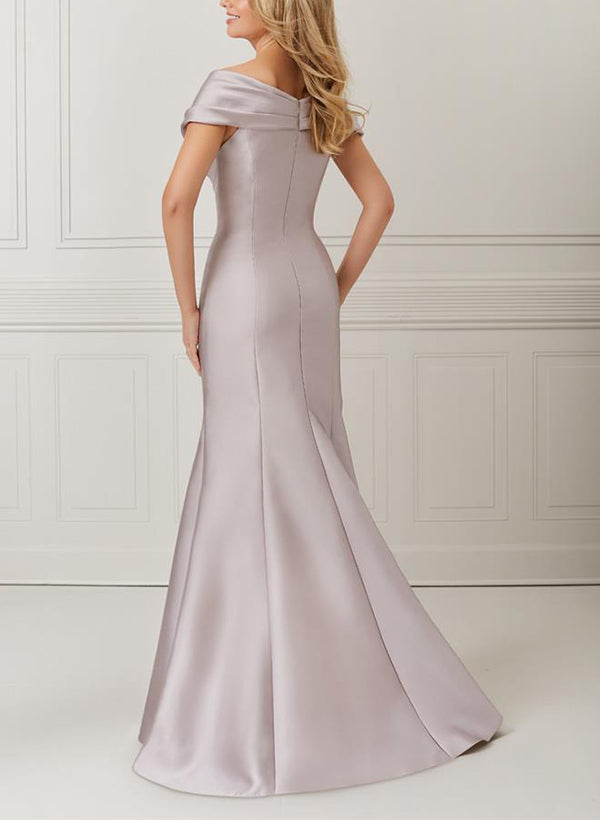Vestidos de novia corte sirena/trompeta, de satén, con hombros descubiertos, apliques y pedrería. 