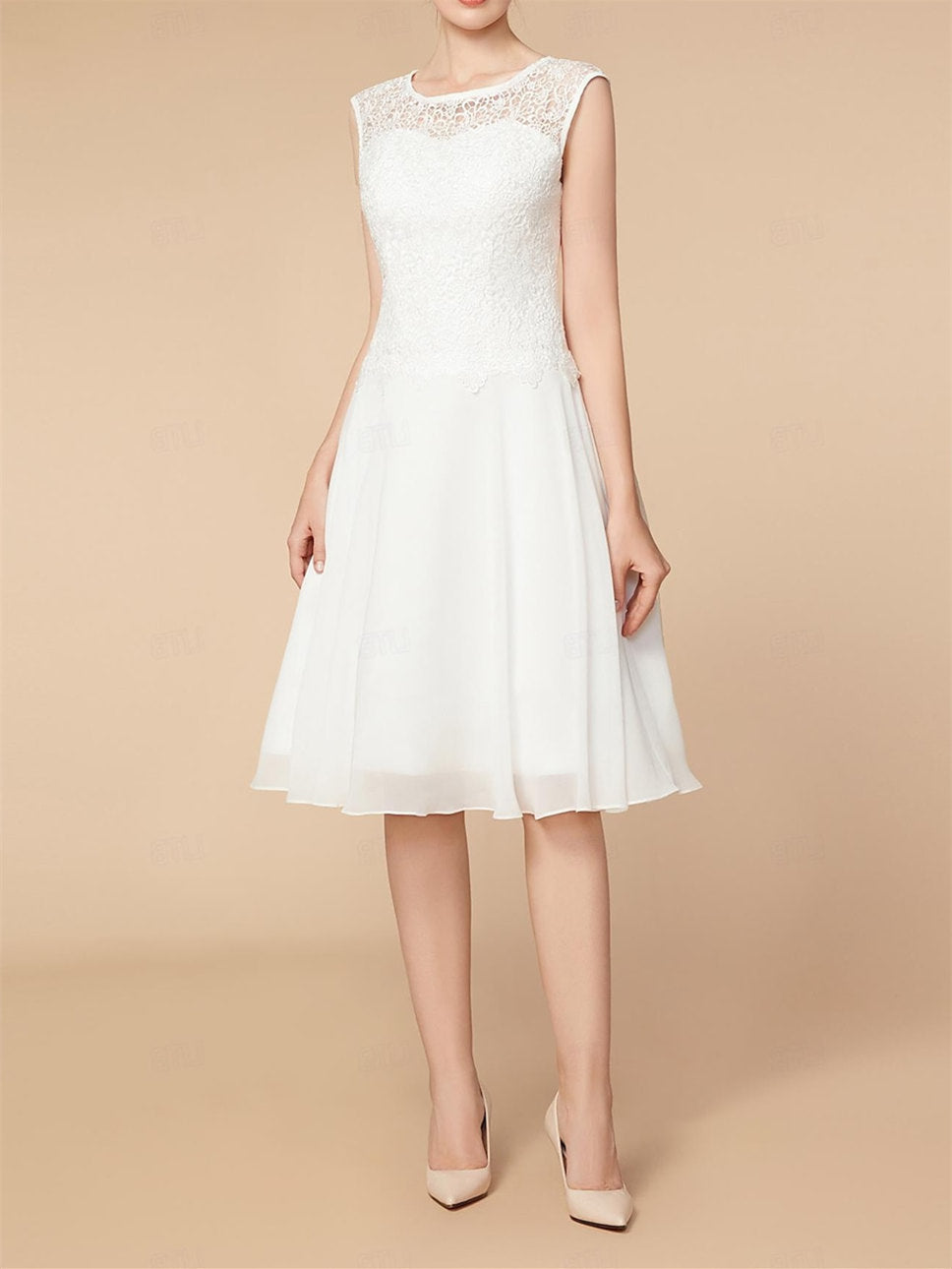 Vestidos de corte princesa/línea A, manga tres cuartos, hasta la rodilla, para la madre de la novia, con drapeado. 