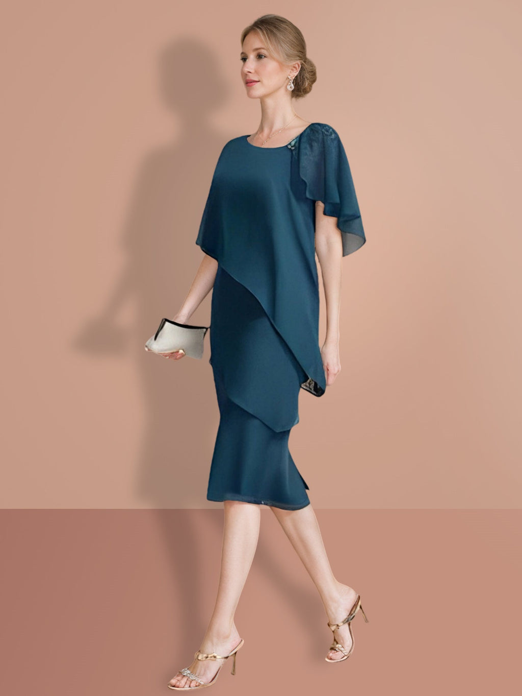 Vestidos de corte recto/columna hasta la rodilla con mangas cortas para la madre de la novia 