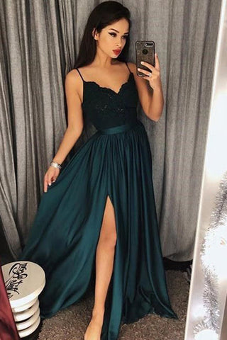 Robe de bal vert foncé à fines bretelles, robe de soirée en dentelle avec fente