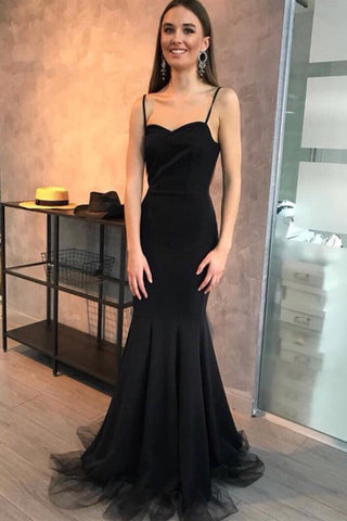 Robe de bal longue noire à bretelles spaghetti et décolleté en cœur, style sirène simple
