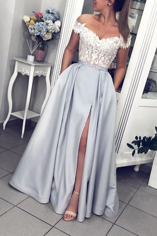 Robe de bal élégante argentée à épaules dénudées avec dentelle et fente