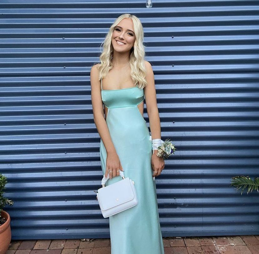 Robe de soirée longue sexy à découpe taille haute, robe de fête charmante Y4459