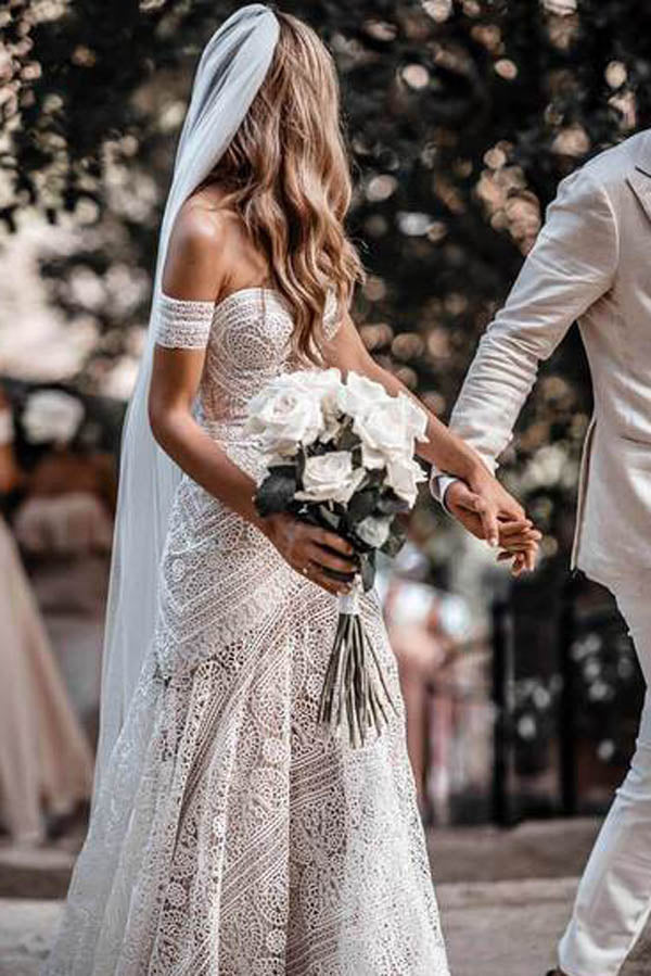 Robe de mariée bohème rustique ivoire en dentelle à col cœur MW267