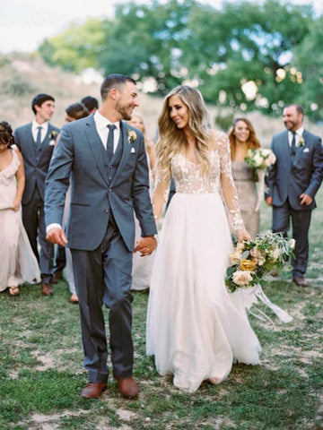 Vestidos de novia bohemios de manga larga con encaje floral transparente y cuentas MW269