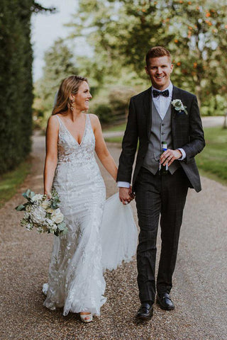 Baoleely Wonderful Illusion V-neck Sleeveless Lace Floor-length Mermaid Wedding Dress,MW444