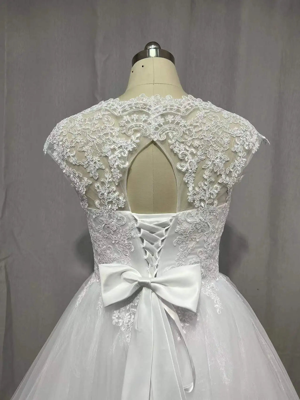 MYYBLE Vestidos de novia modernos bohemios con espalda descubierta y mangas casquillo, tallas grandes, hechos a medida, con foto real, colección 2022.