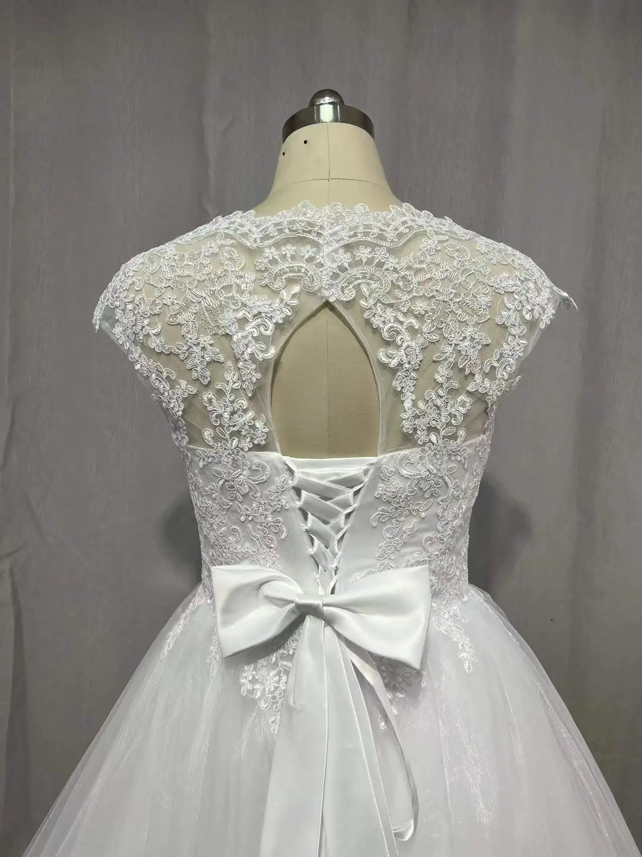 MYYBLE Vestidos de novia modernos bohemios con espalda descubierta y mangas casquillo, tallas grandes, hechos a medida, con foto real, colección 2022.