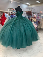 Vestido de quinceañera de baile con cuentas, tirantes finos, color verde esmeralda, modelo Y1621