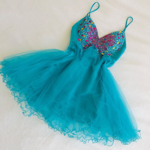 Dreamy A-line V Neck Tulle Homecoming Dress Y2666