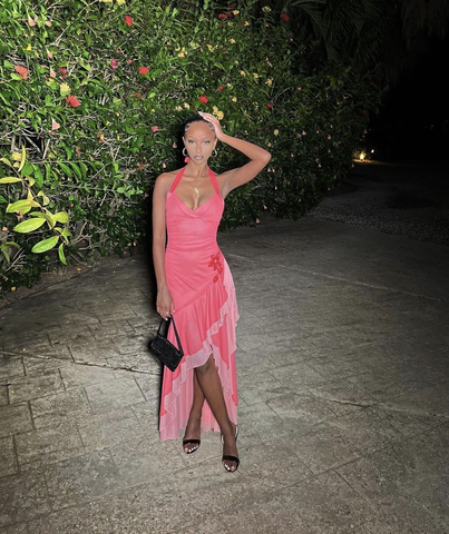 Vestido de noche elegante con escote halter y bajo irregular Y5061