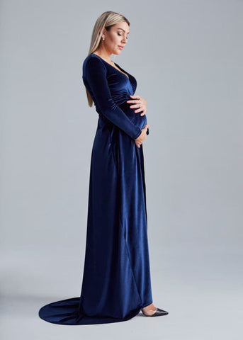 Vestido de terciopelo verde esmeralda con cola