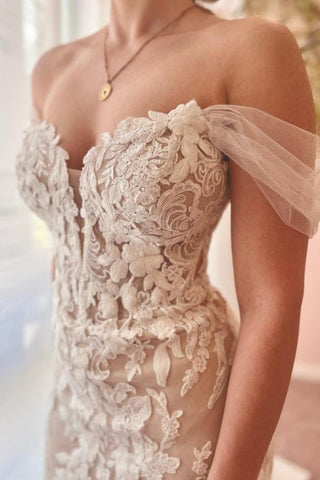 Vestidos de novia de sirena fabulosos, de tul, con escote corazón, hombros descubiertos y largos hasta el suelo con apliques.