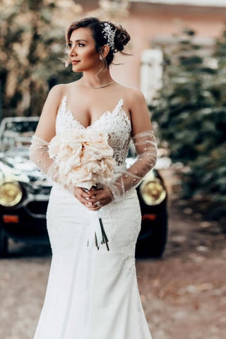 Vestidos de novia de corte sirena, largos hasta el suelo, con escote corazón, apliques, tirantes finos, sin mangas y encaje.