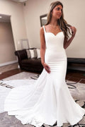 Robe de mariée sirène sans manches, longue jusqu'au sol, à décolleté cœur et volants
