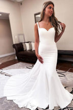 Robe de mariée sirène sans manches, longue jusqu'au sol, à décolleté cœur et volants
