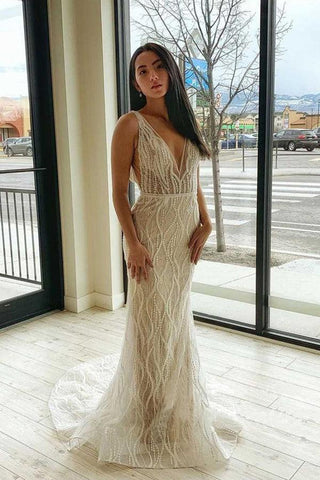 Robe de mariée sirène en dentelle à col en V et dos nu WD598