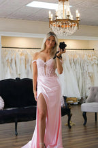 Robe de bal rose sirène à épaules dénudées avec appliques