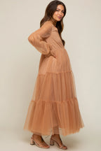 Vestido de maternidad de malla escalonada 