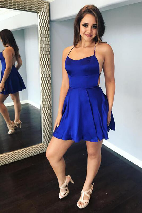 Robe de bal courte en satin dos nu, robe de soirée courte