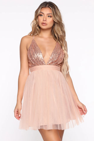 Vestido de fiesta con escote en V profundo SYH52 