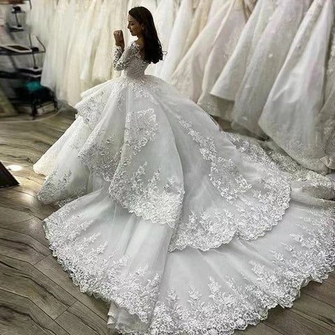 Vestidos de novia musulmanes para mujer, elegantes vestidos de novia árabes de corte A, bata con apliques de encaje, lujosa colección princesa de capas 2023 De Mariée